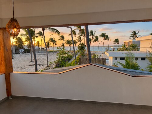 Villa 60 meters from the Lagoon / Kitesurfing / Wingfoiling