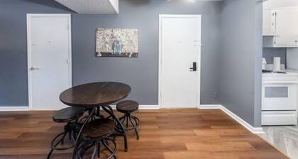 Sleek & Peaceful Retreat at Bailey Court #1