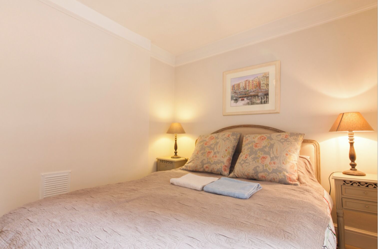 1 bedroom, iron/ironing board, Internet, bed sheets