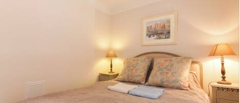 1 bedroom, iron/ironing board, Internet, bed sheets