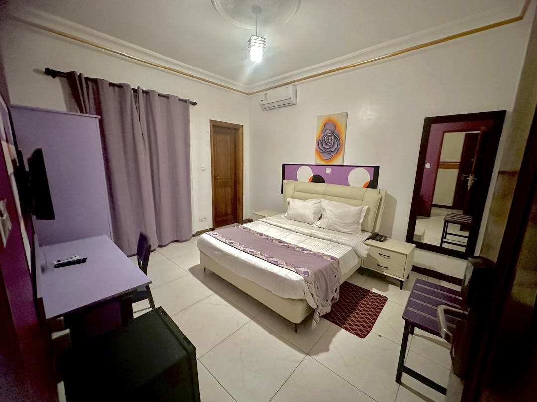Blackout drapes, WiFi (free), bed sheets