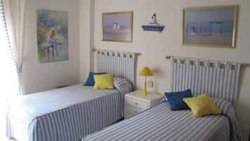 2 bedrooms, iron/ironing board