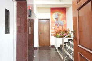 Interior - Hotel Escape Studio Ambattur (Chennai)