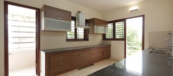 Hotel Escape Studio Ambattur