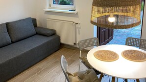 Luokittelematon kuva, 5 kautta 18, painike