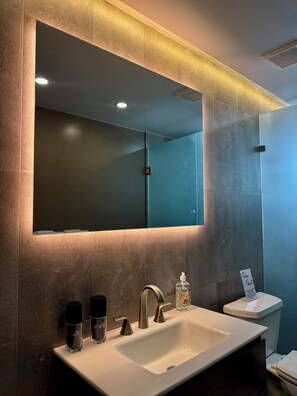 Bathroom - Walk the Heart of San Pedro VIVA 201 Modern 2BR (San Pedro)