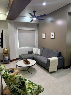 Living area - Walk the Heart of San Pedro VIVA 201 Modern 2BR (San Pedro)