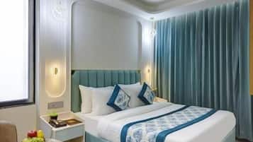 In-room safe, desk, blackout curtains, soundproofing