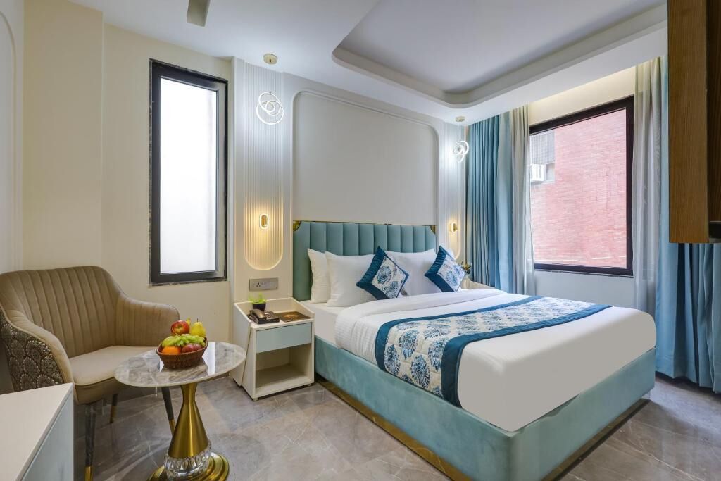 Executive Double Room, City View | In-room safe, desk, blackout drapes, soundproofing