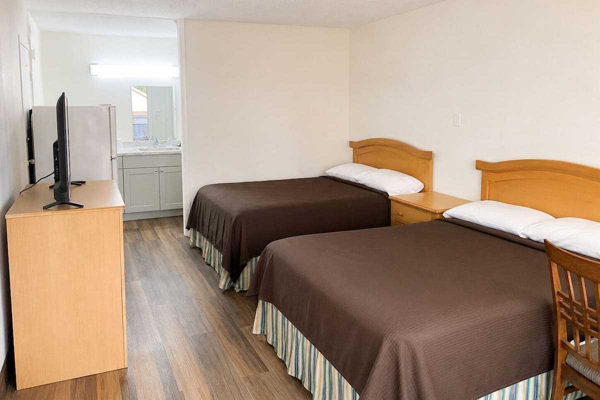 Double Room | Desk, laptop workspace, WiFi (free)