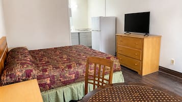 Einzelzimmer, 1 King-Bett | Schreibtisch, laptopgeeigneter Arbeitsplatz, kostenloses WLAN