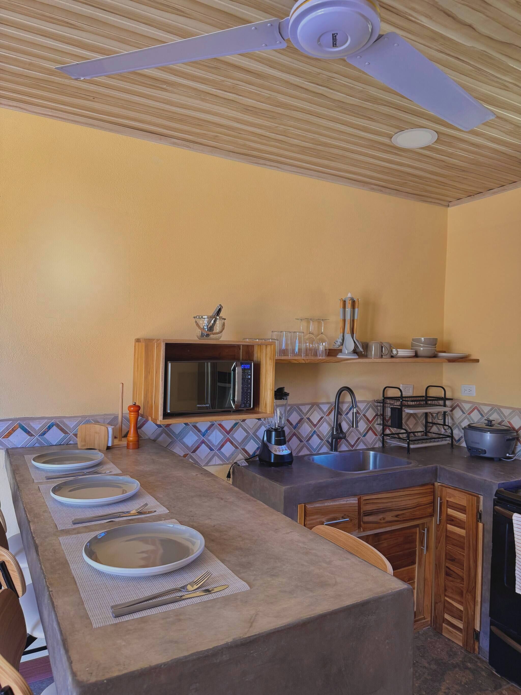 Casa, 2 habitaciones, patio, vista a la montaña | Interior