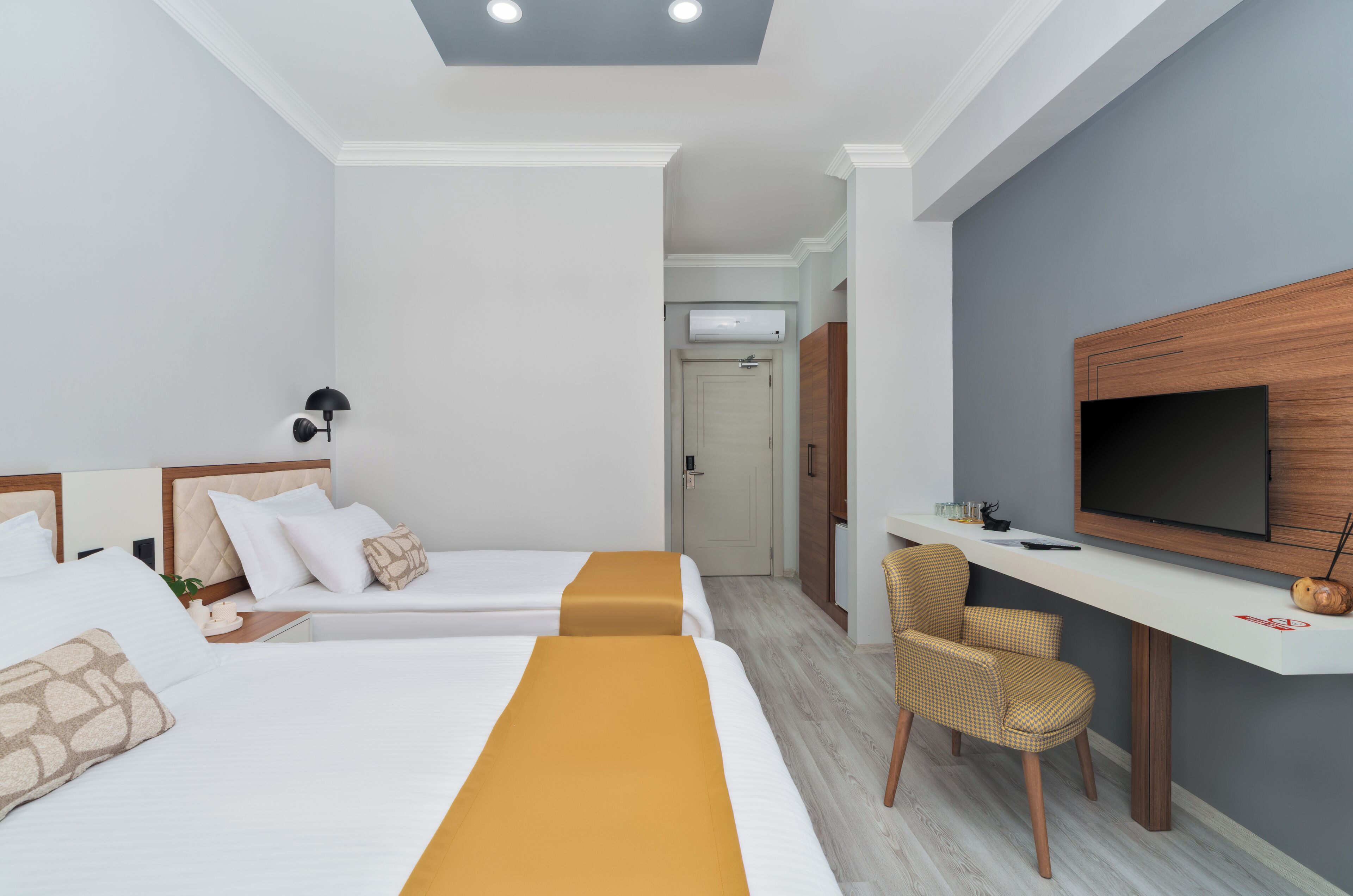 Comfort Twin Room | Desk, laptop workspace, free WiFi, bed sheets
