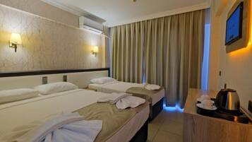 Family Triple Room, Balcony