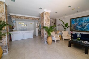 Lobby - MONİ HOTEL (Marmaris)