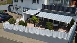 Outdoor dining - 200qm Ferienapartment für Familien und Gruppen mit bis zu 12 Personen. (Reichartshausen)