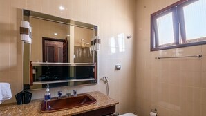 Unclassified image, 5 of 26, button - House w/ Pool & Balcony in Salvador Api0062 (Salvador)