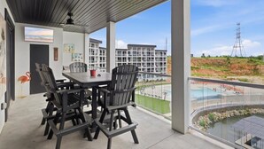Apartment, Mehrere Betten (1065Topsider 408) | Speisen im Freien