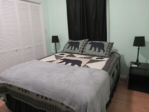 2 Schlafzimmer, Bügeleisen/Bügelbrett, WLAN, Bettwäsche