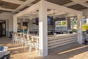 Bar (in der Unterkunft)