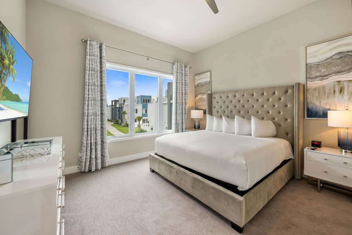 End the night in total comfort, knowing another vacation day is waiting when you wake up.