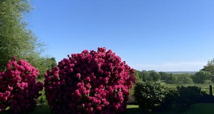 Bed and Breakfast 'Sous Les Bruyères' with Private Terrace, Private Garden and Wi-Fi