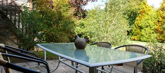 Bed and Breakfast 'Sous Les Bruyères' with Private Terrace, Private Garden and Wi-Fi