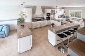 Maison (4 Bedrooms) | Intérieur