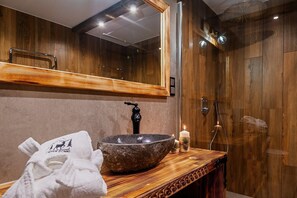 House | Bathroom - Highland-style Holiday Home, Sauna, Jacuzzi (Poronin)