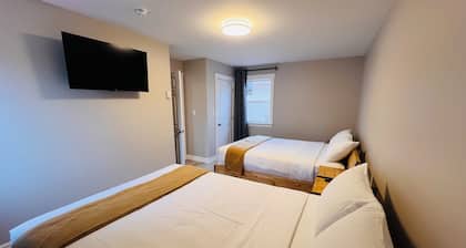 Summerside Motel & Cottages