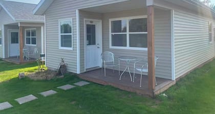 Summerside Motel & Cottages