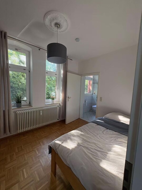 2 bedrooms, WiFi, bed sheets