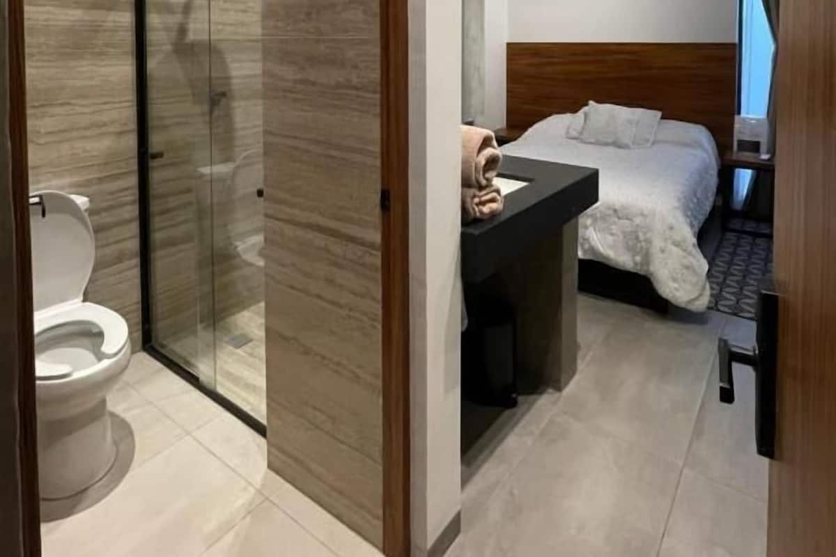 Deluxe Double Room | Free WiFi