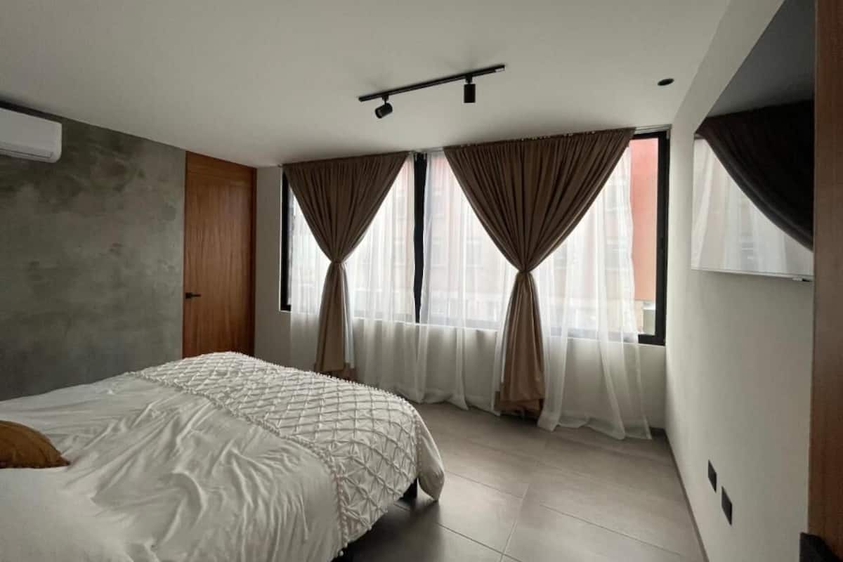 Deluxe Double Room, City View | Free WiFi