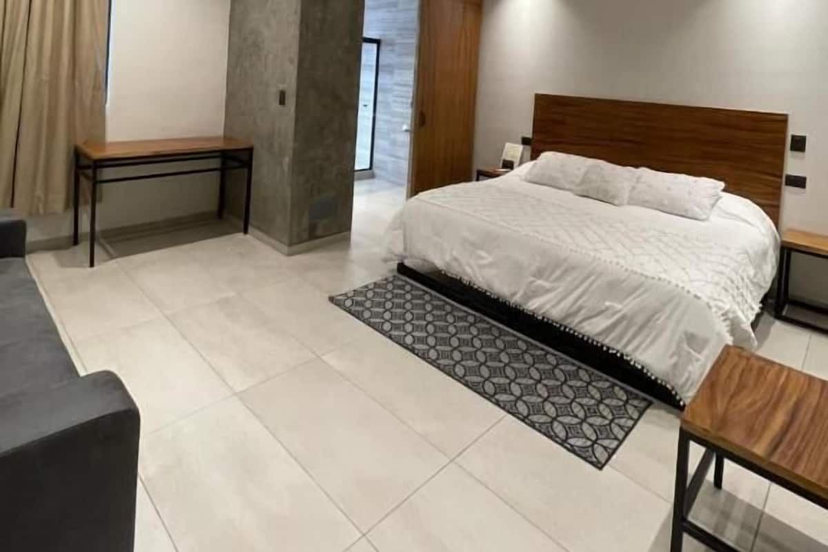 Deluxe Double Room | Free WiFi