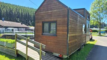 Cabin | Garden