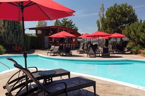 Pool - 2 Bed 2 Bath Lagoon Side @ Delta Grand (AUG 23RD - AUG 30TH) (Kelowna)