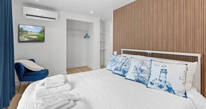 Your Private Waterfront Luxury, Leisure & Comfort!