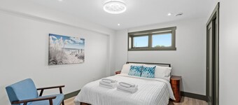 Your Private Waterfront Luxury, Leisure & Comfort!
