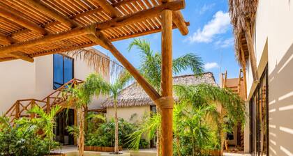 Villa Kuka - 5BR • Private Jacuzzi • Sleeps 16