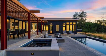 Olive & Oak by Avantstay 75-ft Lap Pool + Hot Tub + Sauna 40 Private Acres