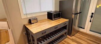 Spacious Work Friendly Cottage