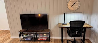 Spacious Work Friendly Cottage