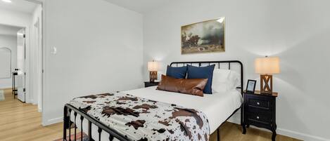 3 bedrooms, iron/ironing board, free WiFi, bed sheets
