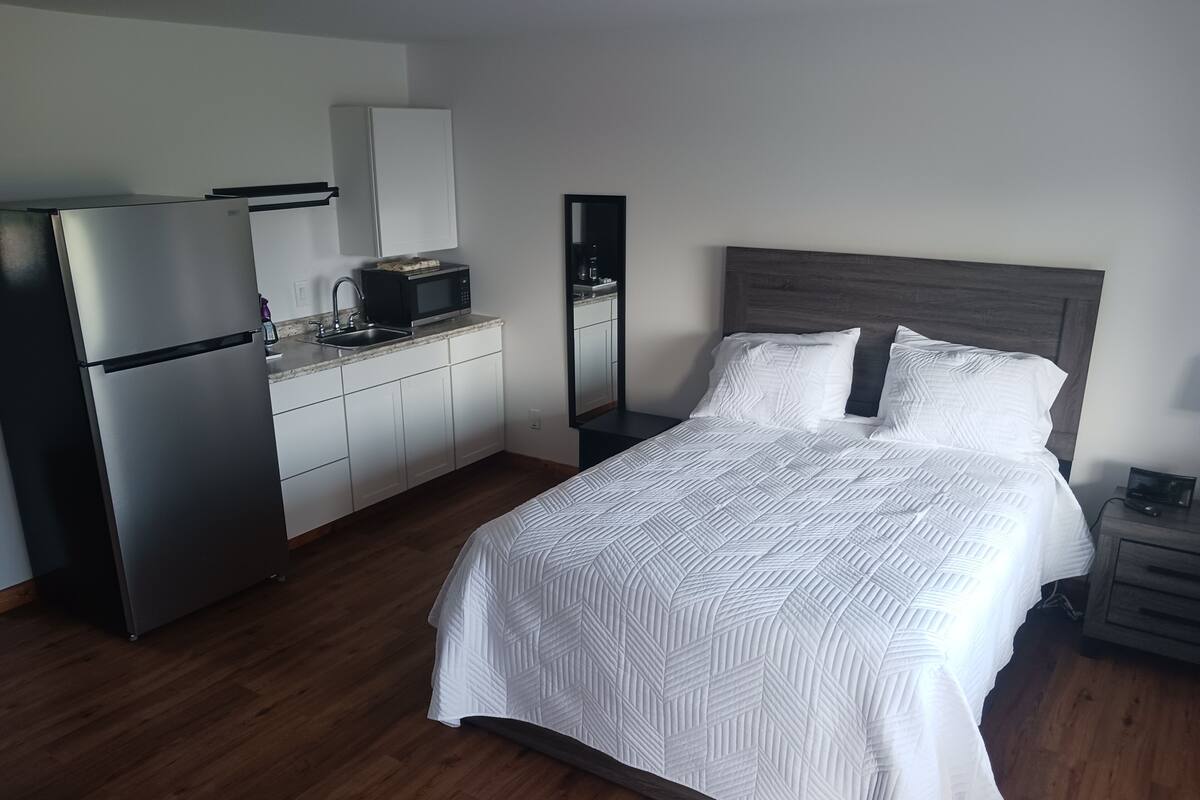 Luxe suite, uitzicht op meer | Gratis wifi, beddengoed