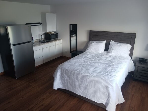 Luxe suite, uitzicht op meer | Gratis wifi, beddengoed