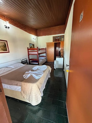 Classic Apartment, Pool View | Free WiFi - Alpes Fazenda Hotel (Socorro)