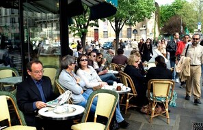 Outdoor dining - COMBINING AN UNBEATABLE LOCATION WITH MODERN COMFORTS – SAINT GERMAIN (Paris)