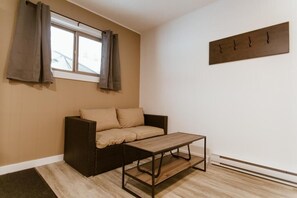 Studio Superior, dapur | Area keluarga