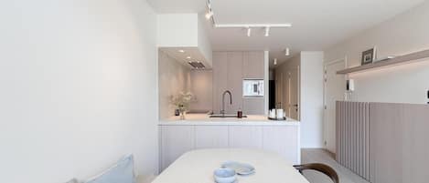 Apartment | Dining